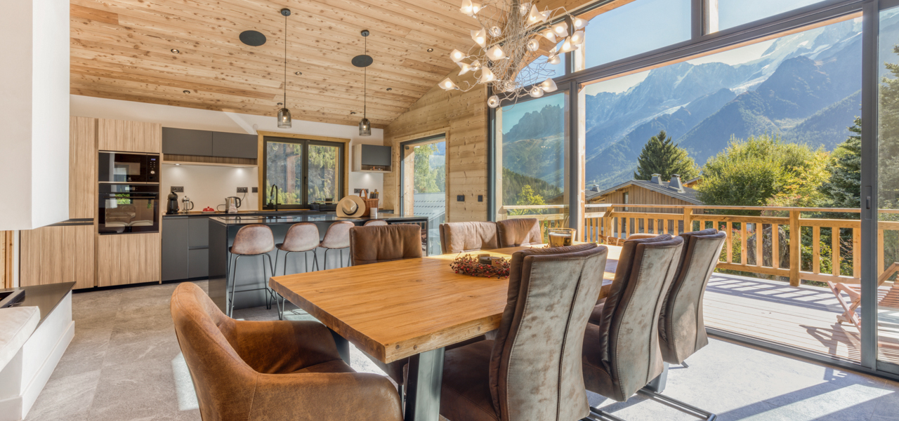 Chalet Monski_Ten80Holidays